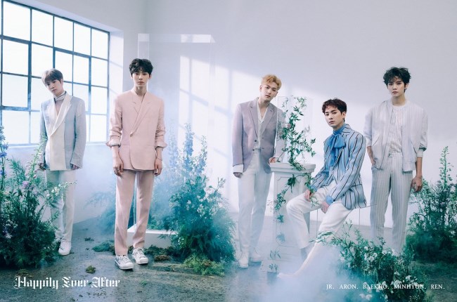 NU'EST《Happily Ever After》概念照