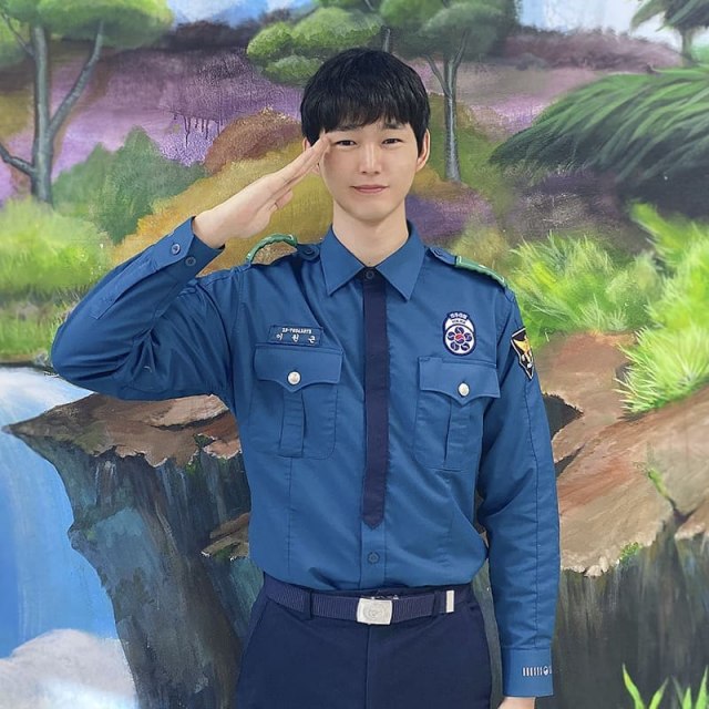 李源根