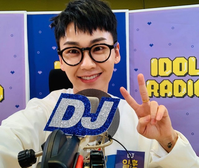 鎰勳《Idol Radio》