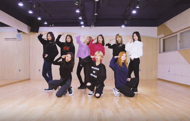 20161106twice1to10dpthumb