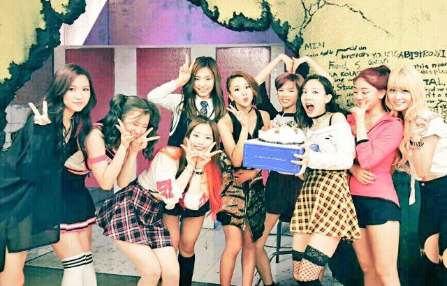 170202TWICEthumb