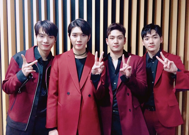 NU'EST W