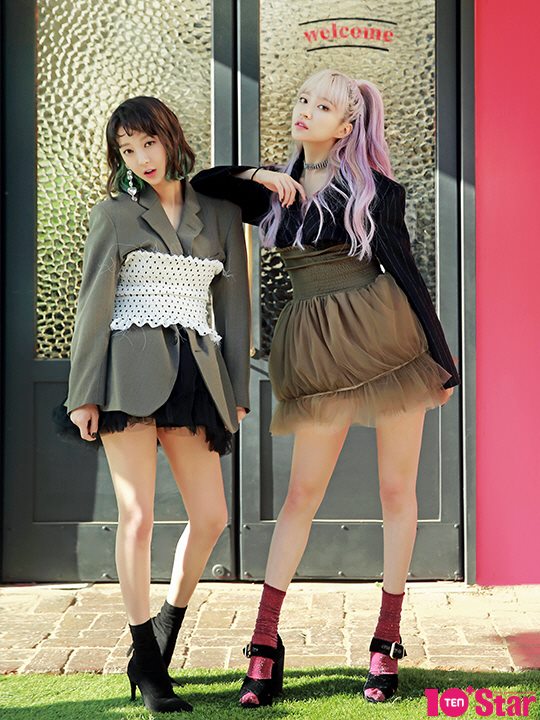 慧潾、Hani《10+ Star》畫報