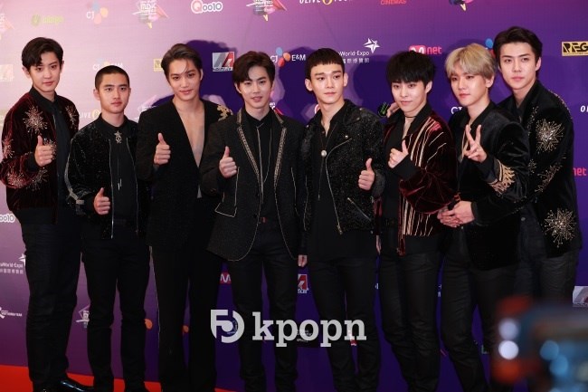 EXO《MAMA》記者會