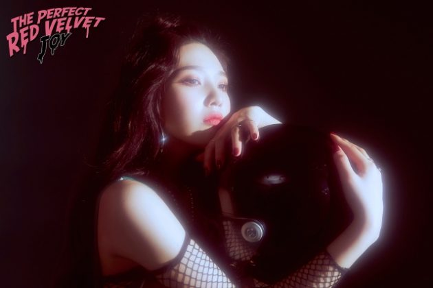 JOY《The Perfect Red Velvet》概念照