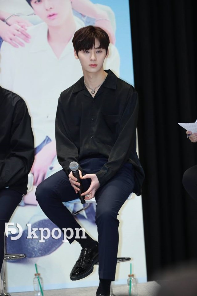 Wanna One 澳門粉絲見面會記者會