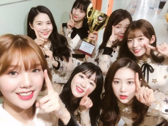 Oh My Girl《Show Champion》一位