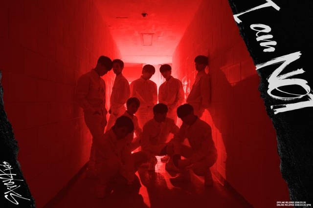 Stray Kids