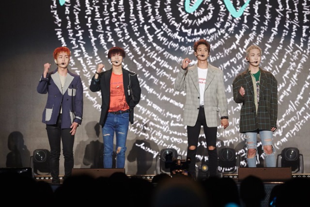 SHINee《SHINee Debut 10th Anniversary ☆ SHINee DAY》見面會現場
