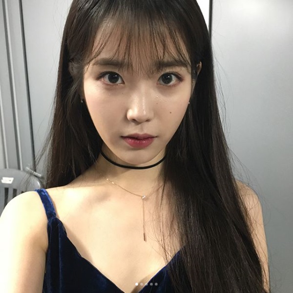 IU