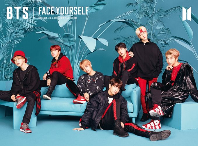 《FACE YOURSELF》台壓封面