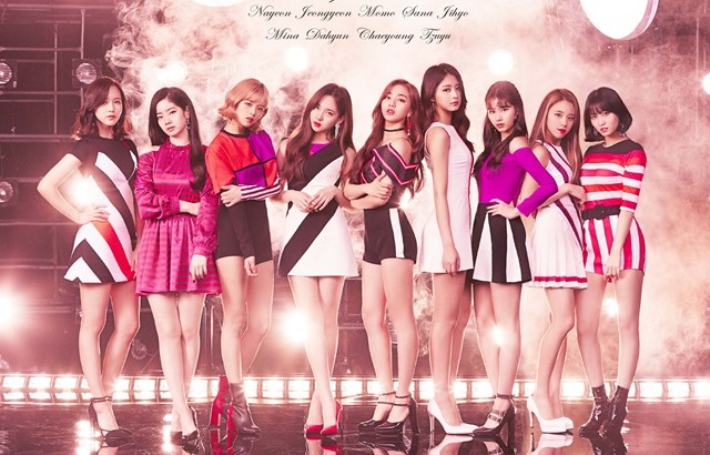 TWICE (縮圖)
