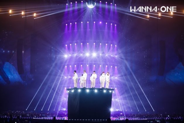 Wanna One《ONE: THE WORLD》首爾演唱會