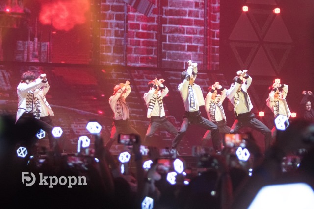 EXO