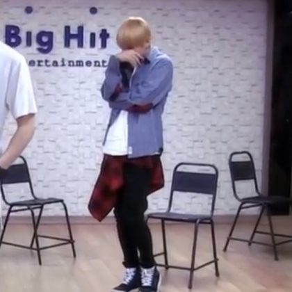 V