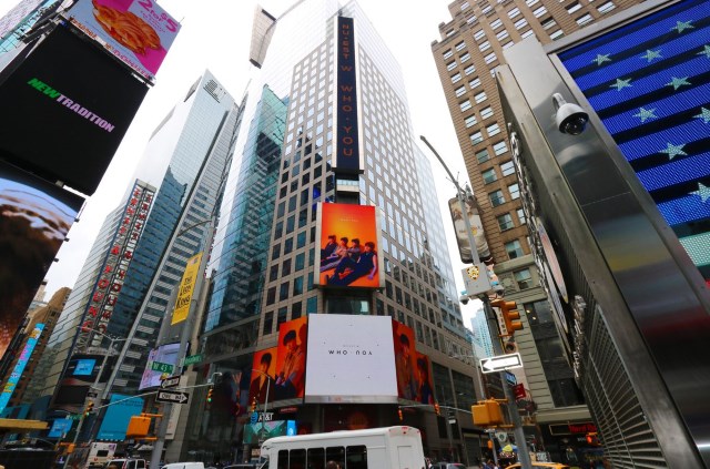 NU'EST W