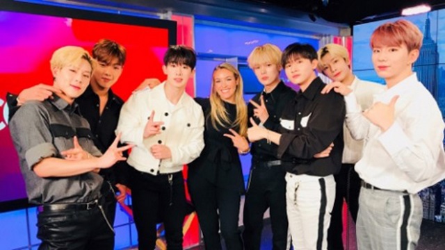 MONSTA X