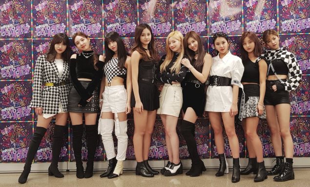 TWICE《東京女孩展演》後台