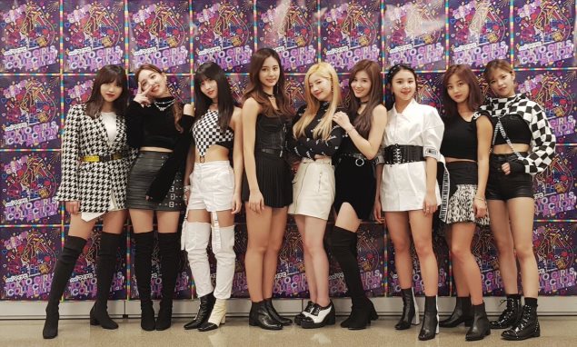TWICE《東京女孩展演》後台