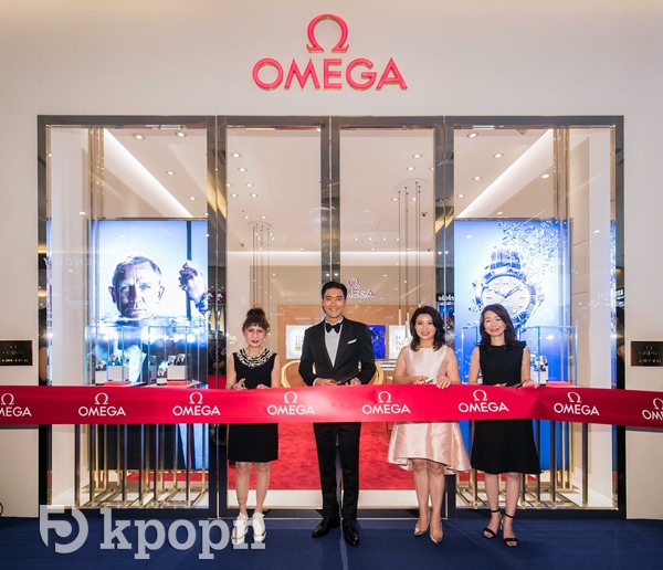 始源 x OMEGA 台中大遠百開幕