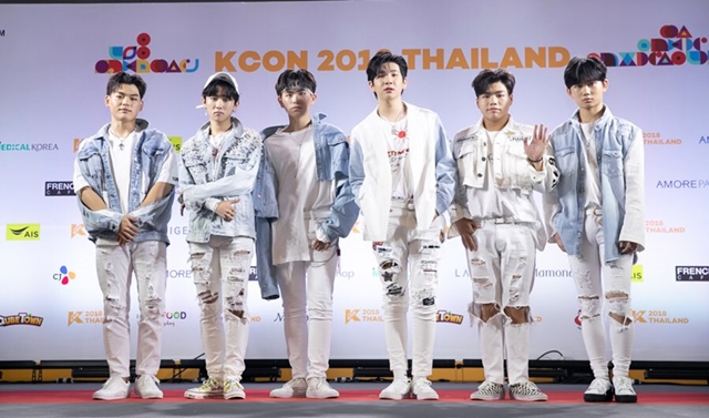 《KCON 2018 泰國》TheEastLight.