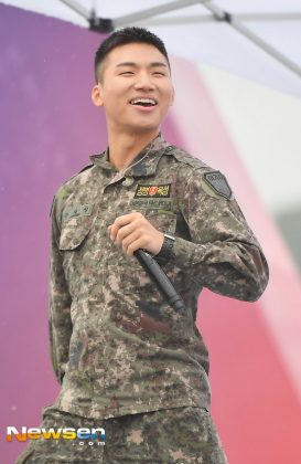大聲《第16屆韓國陸軍慶典》