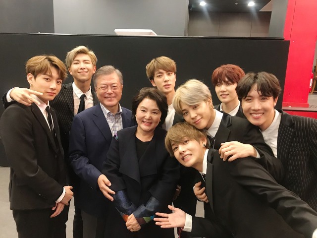 BTS、文在寅、金正淑