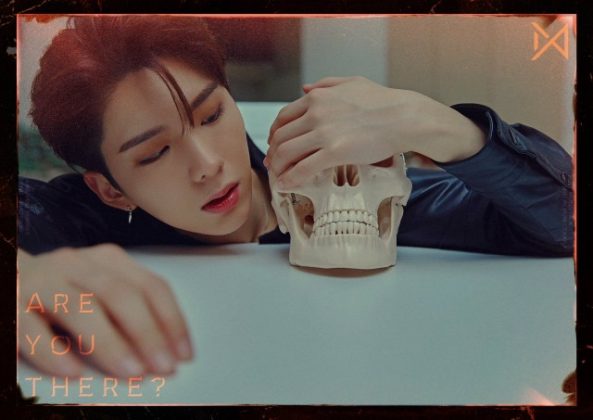 MONSTA X