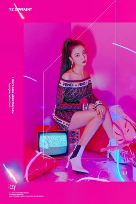 LIA《IT&rsquo;z Different》概念照