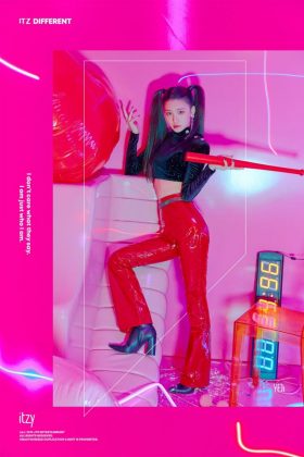YEJI《IT&rsquo;z Different》概念照