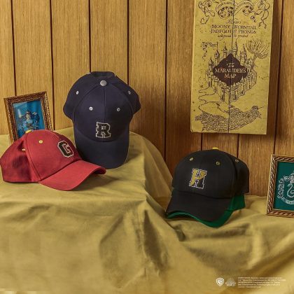 SPAO x 哈利波特：學院代表字母刺繡棒球帽
