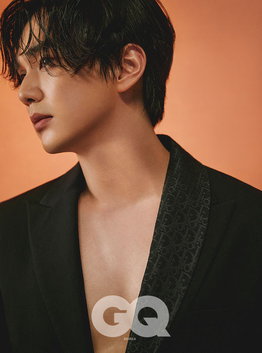 俞承豪《GQ》畫報