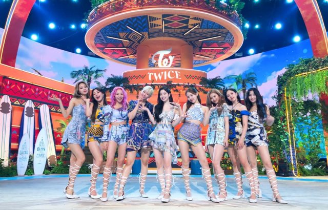 縮圖 / TWICE