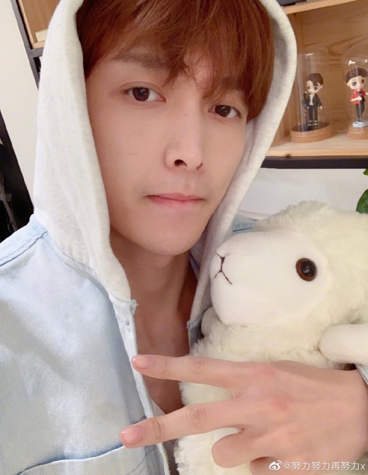 LAY