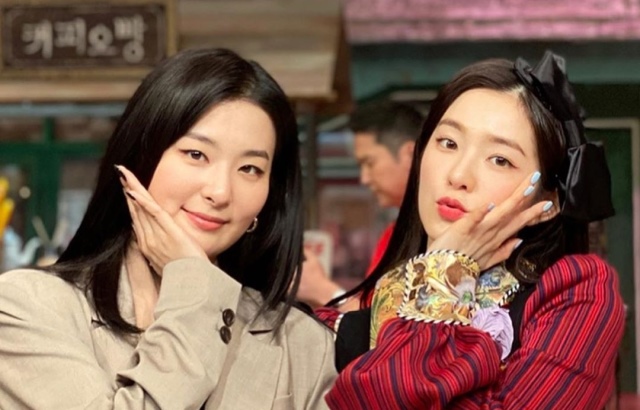 IRENE、SEULGI (縮圖)