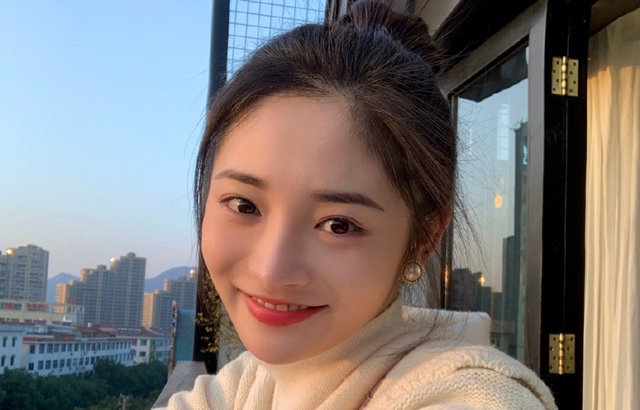 縮圖 / 周潔瓊