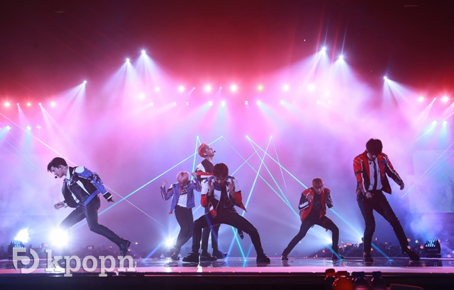 EXO 香港演唱會