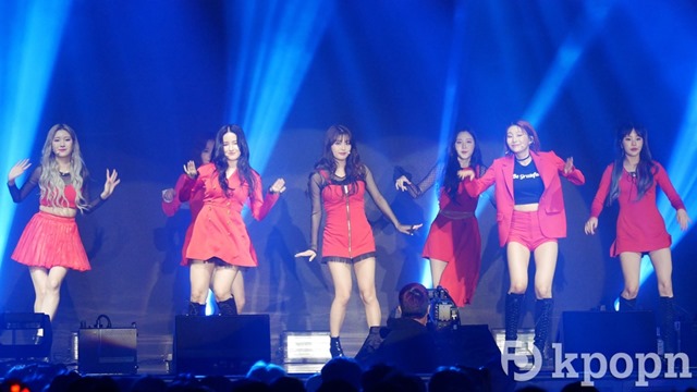 MOMOLAND 香港 FM