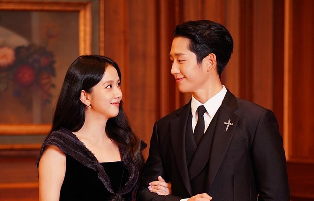 《雪降花》JISOO 丁海寅 縮圖