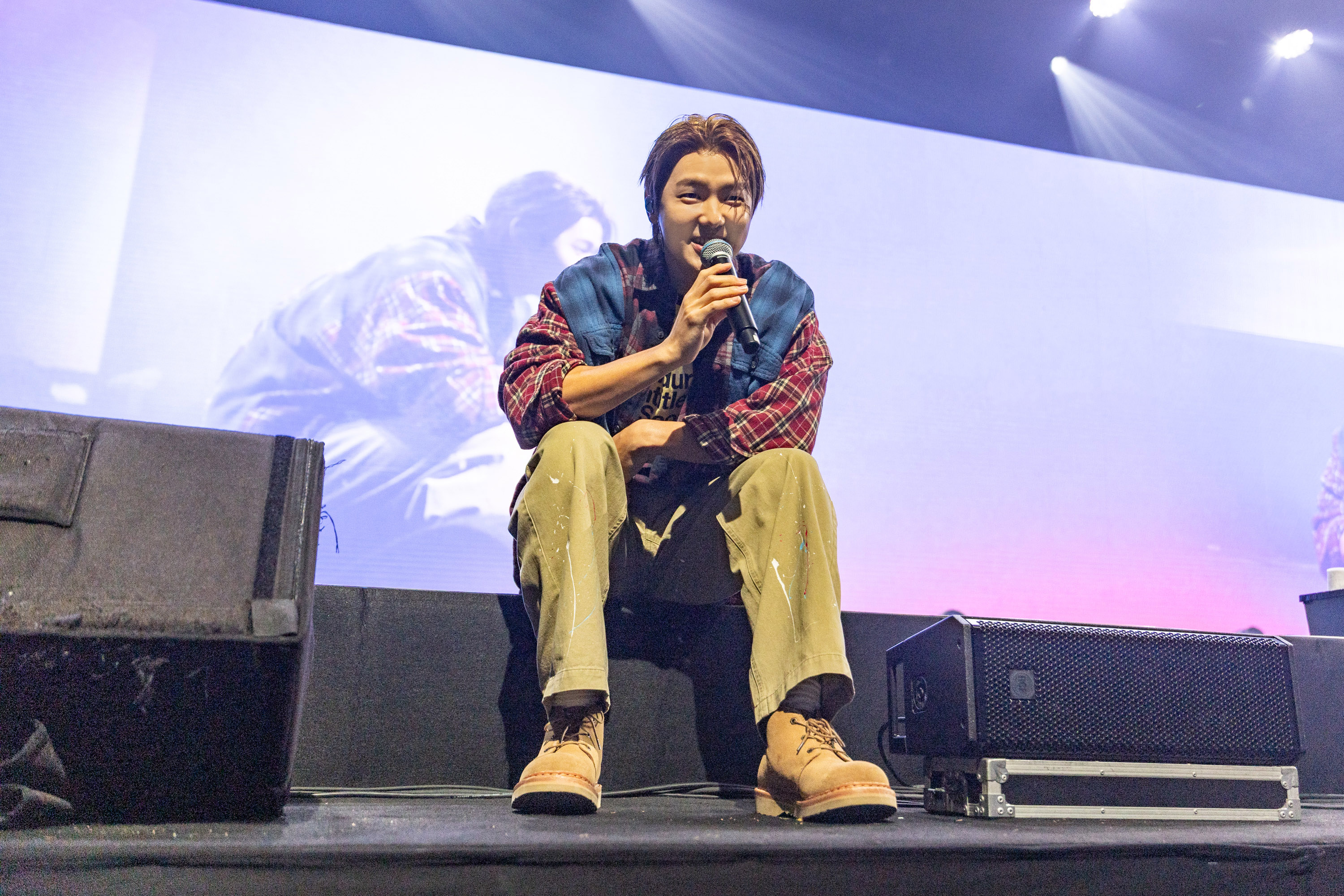 CNBLUE姜敏赫舞擔上身!大跳〈你是我的花朵〉 挑戰「閃身步」超困惑:為什麼會紅?