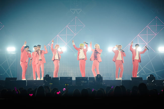Super Junior《Super Show 8》