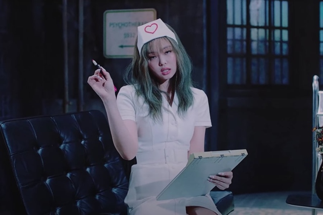 BLACKPINK《Lovesick Girls》MV 護理師畫面