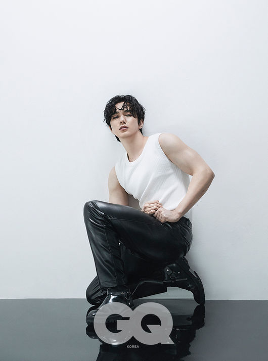 俞承豪《GQ》畫報