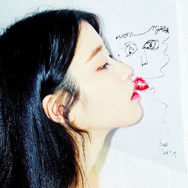 IU 與 Sulli 插畫