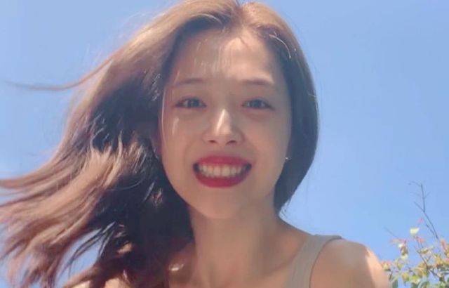 縮圖 / Sulli