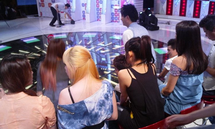 Nichkhun稱Victoria老婆