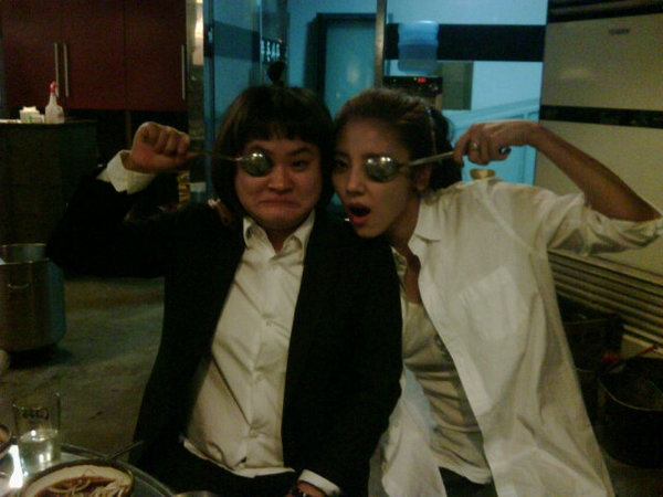 sondambi twitter