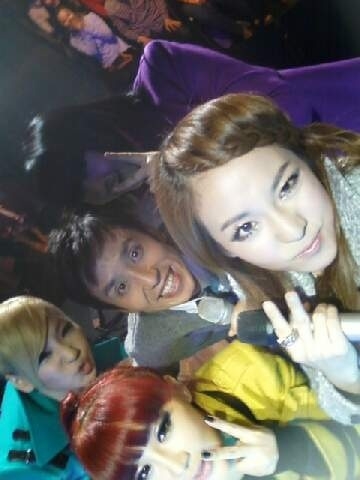 2NE1&柳熙烈