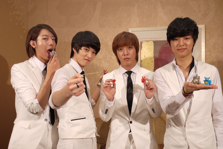 CNBLUE