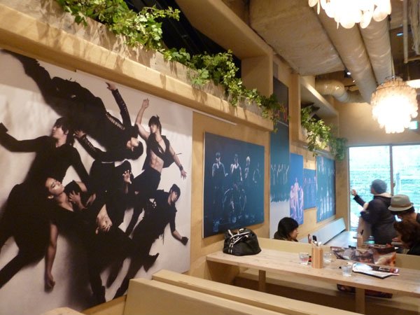2pm cafe 6